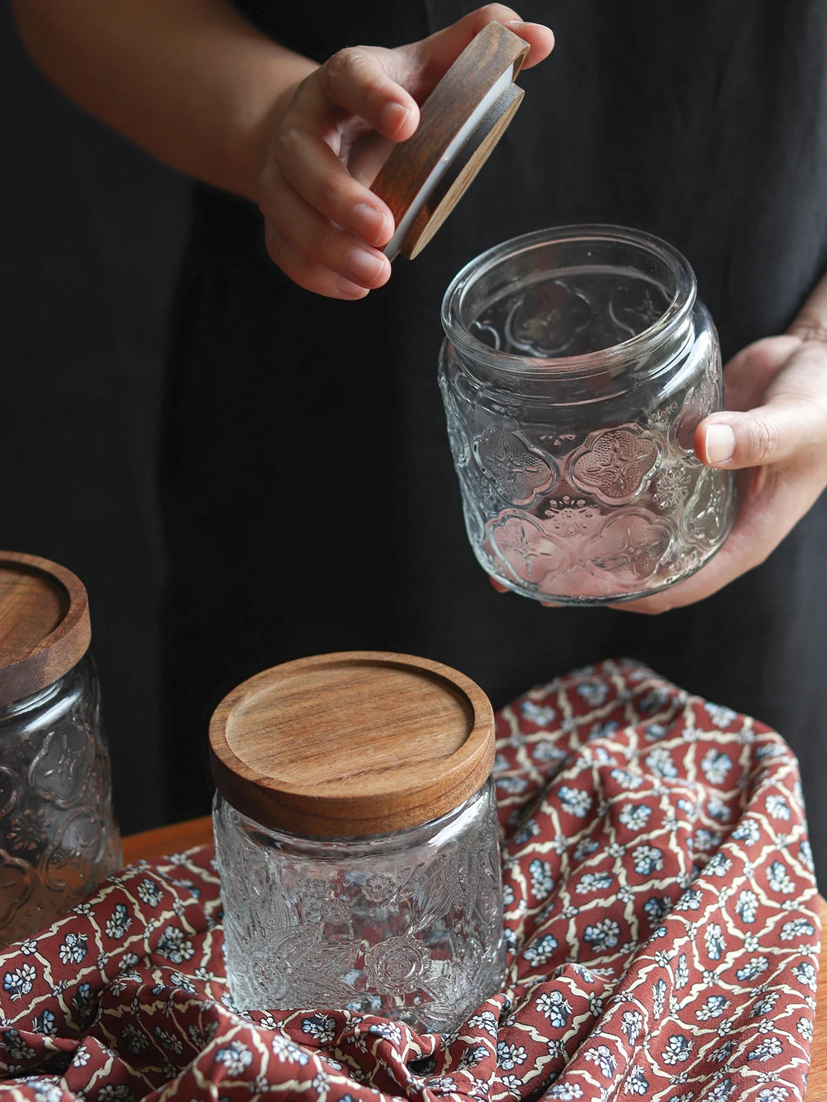 Description Picture 5 of itemGlass Jar Nordic Style Storage Jars and Lids Container Food Storages Containers Honey Bottle Retro Design Jars Bottles Household