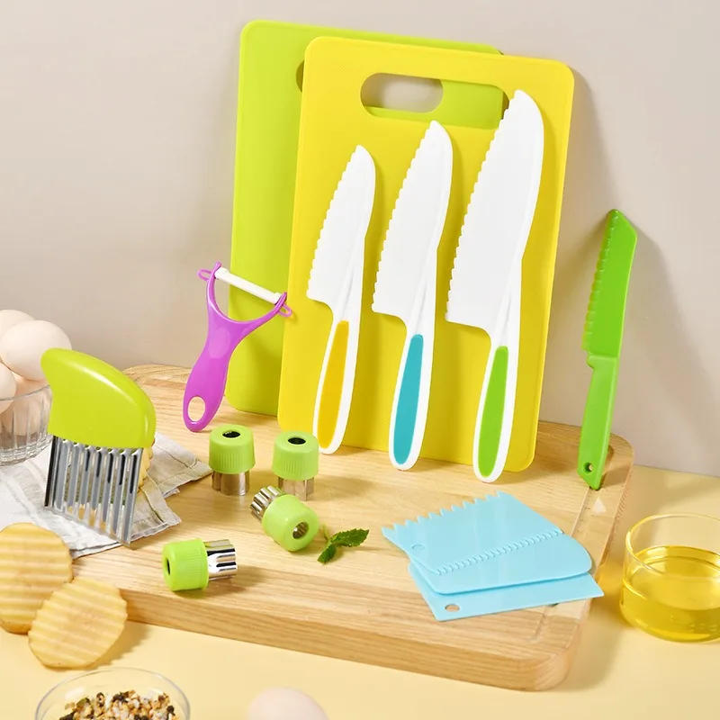 Description Picture 5 of itemNew Kids Cooking Cutter Set Kids Knife Toddler Cutter Plastic Cake Fruit Knives Children DIY Peeler Tools Kitchen Accessories