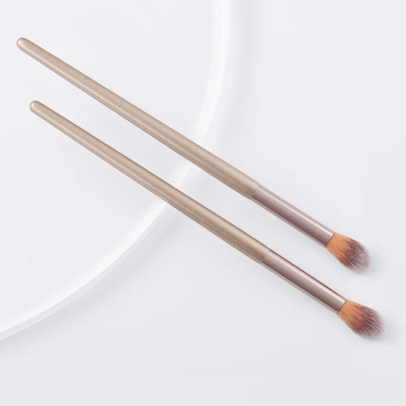 Description Picture 5 of itemMakeup Brushes 2Pcs Professional Nose Shadow Highlighting Brush Face Cosmetics Blending Smudge Shader Brush Beauty Kits
