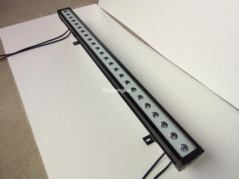 Description Picture 3 of item8pcs Outdoor wall decoration IP65 DMX512 Christmas linear led wall washer 24x4w rgbw 4in1 waterproof led wall washer light