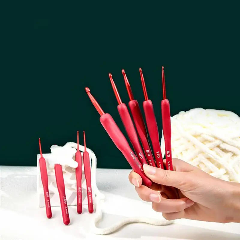 Description Picture 6 of itemHandmade Crochet Hook Set Soft Handle Stitches Sewing Tool Home Knitting Needles Aluminum Alloy Grip DIY Ergonomic Portable