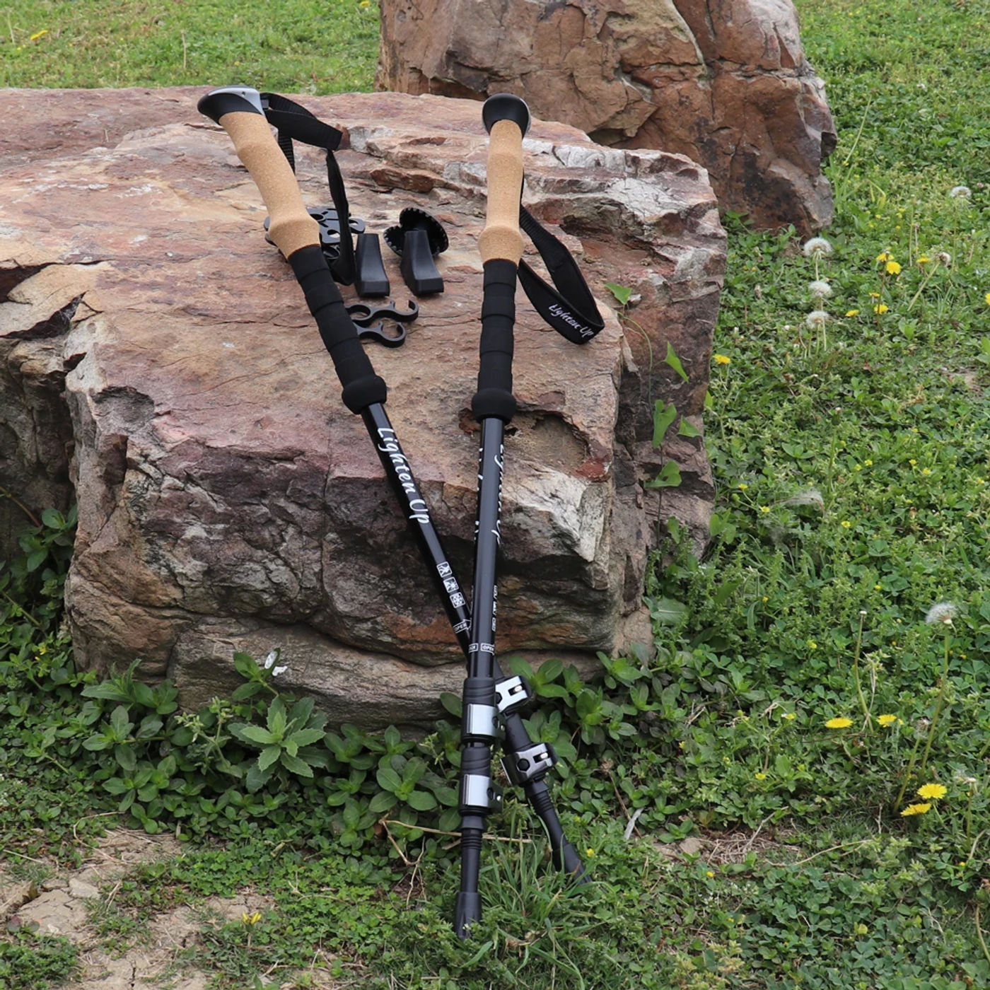 Description Picture 5 of itemTrekking Poles 2pcs Carbon Fiber Collapsible Telescopic Sticks 등산스틱 Lightweight Walking Hiking Stick 삼단봉 Climbing Stick