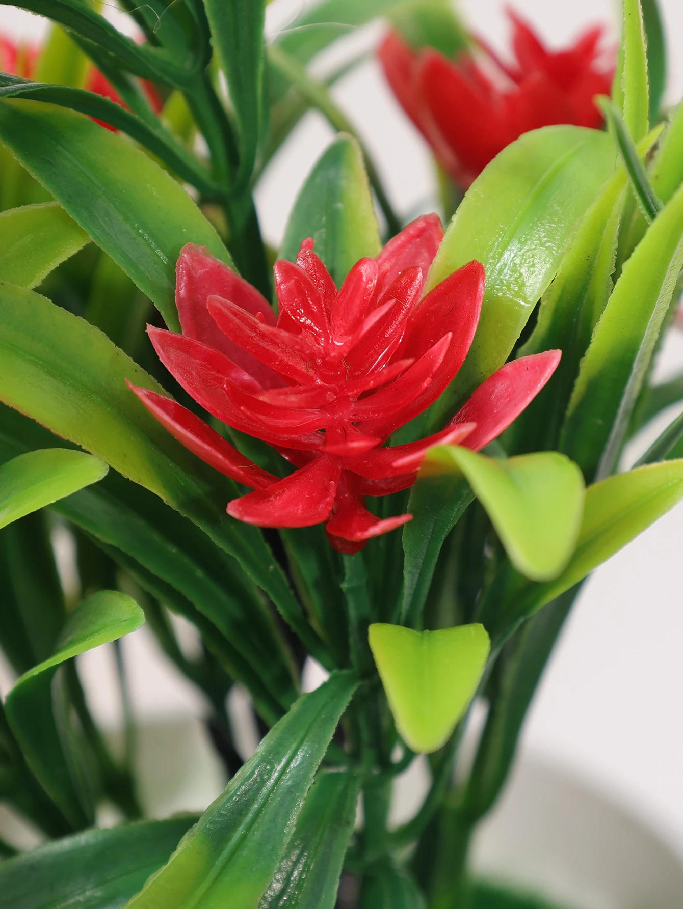 Description Picture 4 of itemArtificial Potted Simulation Fake Yellow Red Orange Pink Purple Plants Flower Home Garden Table Decoration Room Ornament Bonsai