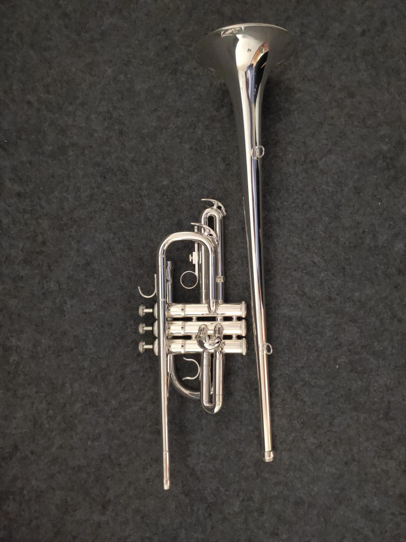 Description Picture 6 of itemBb Trumpet Lengthened Trumpet, Band's First Choice Instrument, March, New