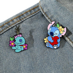 Set Brooch Disney Pins Lilo&Stitch Enamel Pins Denim Jacket Pin Ladies Brooch Boys Punk Shirt Badge Hat Pin Gift for Friends