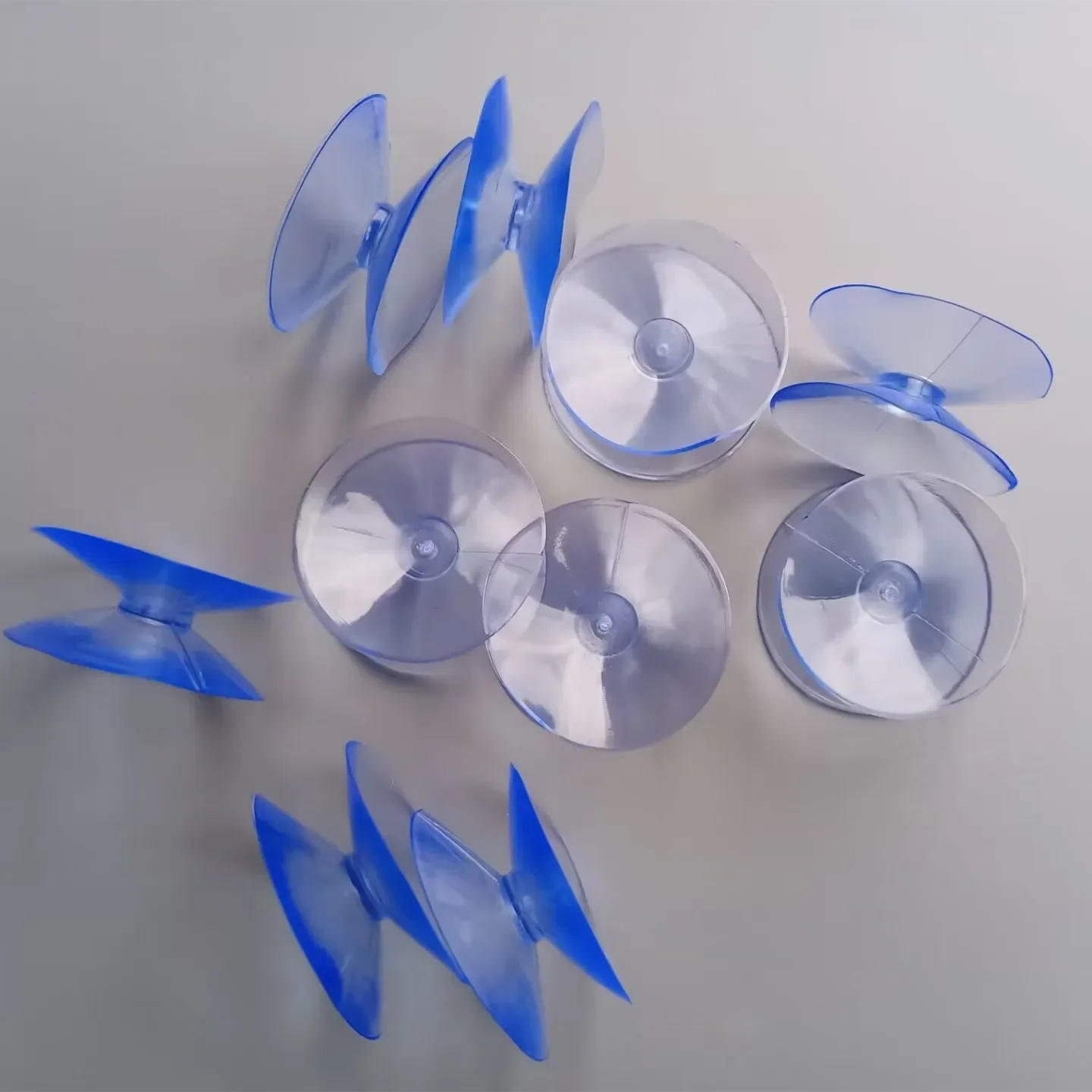 Description Picture 6 of item30/1Pcs Double Sided Suction Cups Table Tops Mini Clear Spacer Transparent Hanger Hook Glass Car Window Anti-Slip Sucker Pads