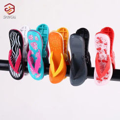 1PCS Plastic Beach Towels Clips For Sunbeds Sun Lounger slipper Decorative Clothes Pegs Pins Large Drying Racks Retaining Clip