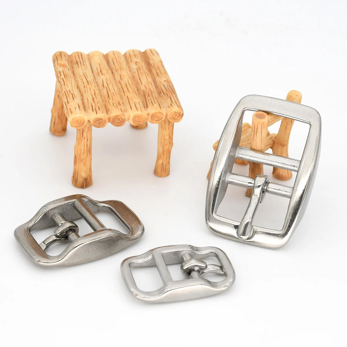 Description Picture 5 of itemStainless Steel Belt Buckle Center Bar Adjustable Single Pin Buckle Leathercraft Strap Horse Halter Harness Parts Accessories