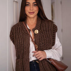 Women Sleeveless Knitted Vest Chic Solid Casual O Neck Pockets Tank Tops Female Sweater Vests 2025 Fashion Big Button Cardigan