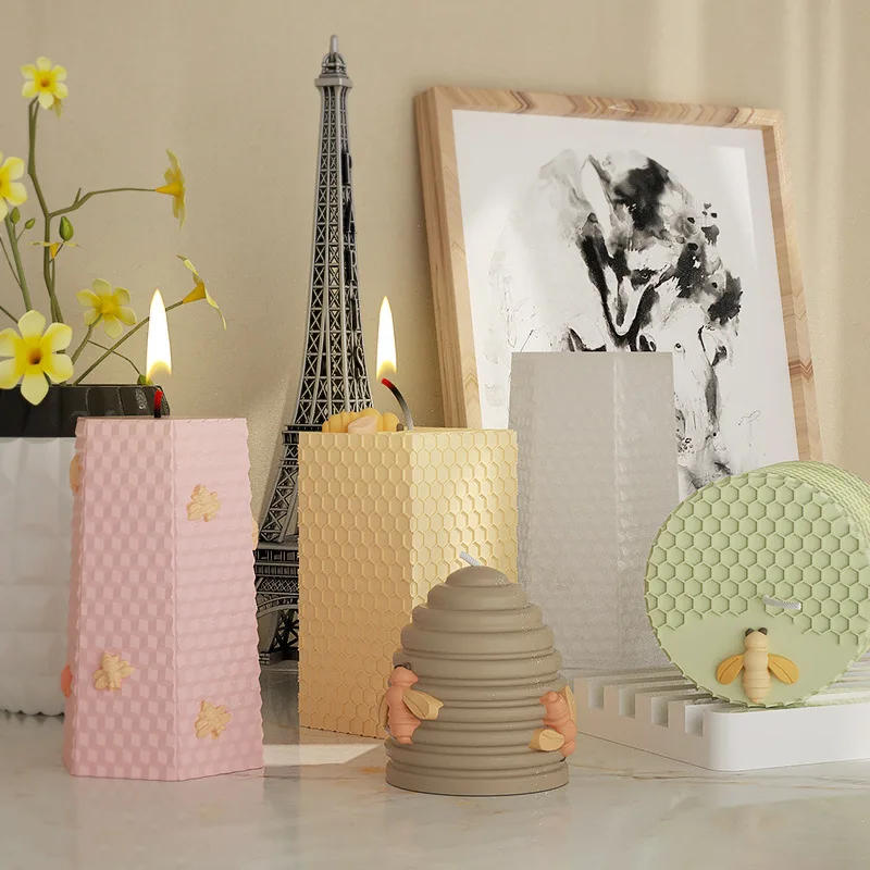 Description Picture 2 of itemDIY Honeycomb Candle Mold Aromatherapy Candle Plaster Mold 3D Beehive Silicone Resin Soap Mold Handmade Home Craft Decoration