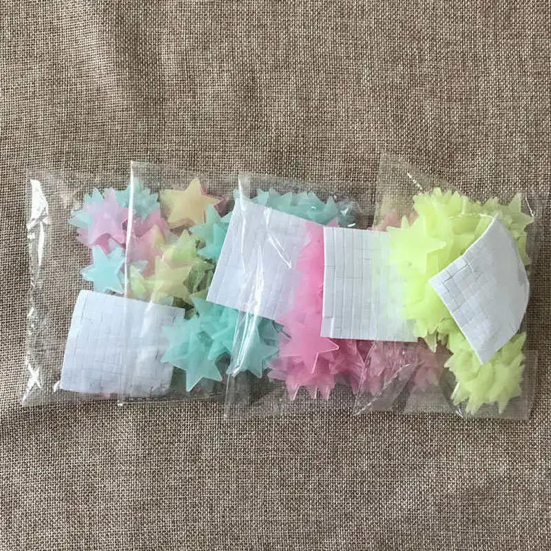 Description Picture 6 of itemCeiling Stickers Wall Home 3D Fluorescent Luminous Bedroom Baby Rooms Dark Stars Glow Kids Decor 100Pcs