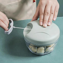 Household Garlic Press Manual Meat Grinder 3 Blades Hand-pulled Vegetable Cutter Kitchen Food Processing Tool