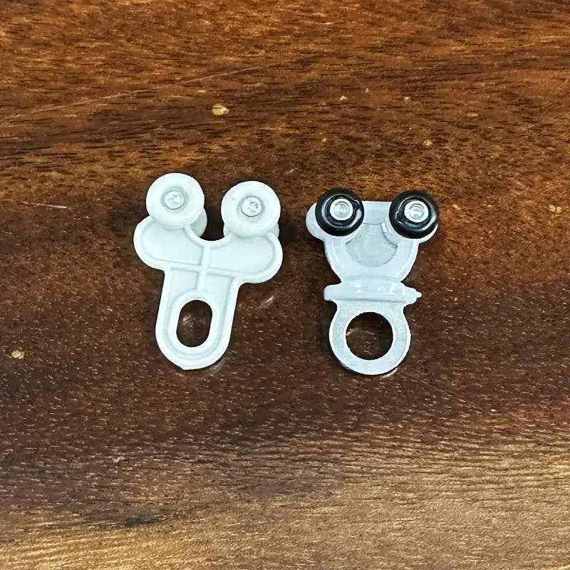 Description Picture 4 of item80PCS plastic nano silent curtain track pulley old-fashioned four wheel bead hanging wheel hook window decoration accessories