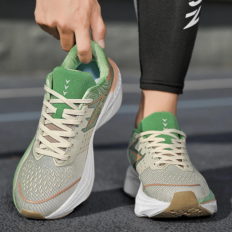 Description Picture 3 of itemRunning Shoes Men Women Flat Mesh Breathable Lightweight Outdoor Sports Jogging Shoes Comfortbale Lace-up Tennis Shoes for Men