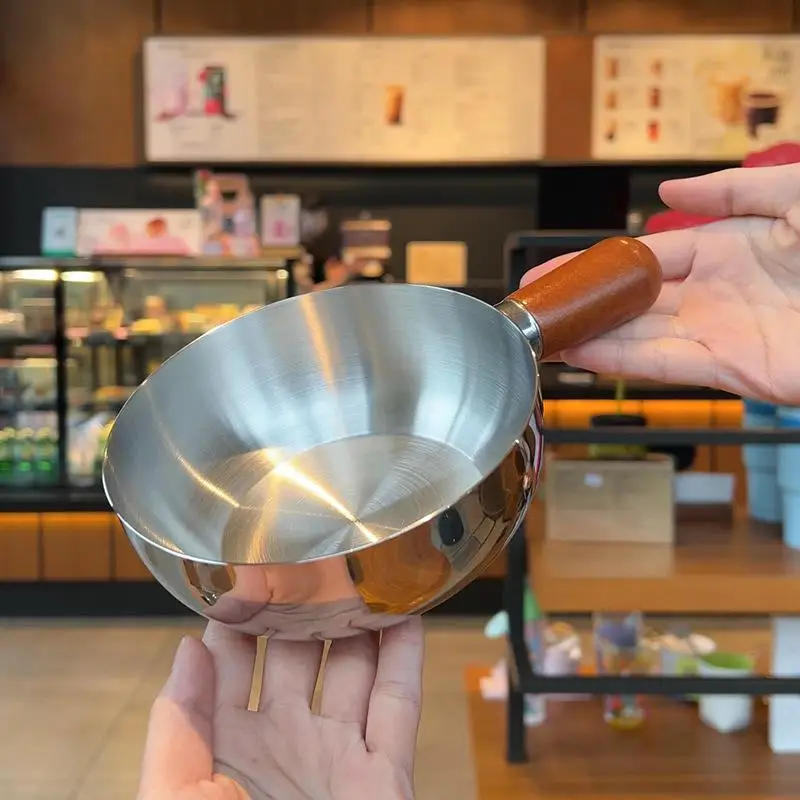 Description Picture 2 of item14cm Single-Person Stainless Steel Pot - Walnut Wood Handle, Fruit Salad/Yogurt Bowl, Restaurant Breakfast Cooking Tool