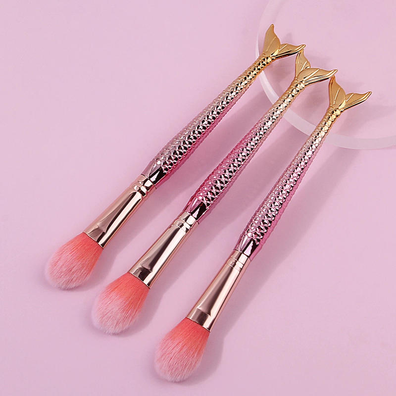 Description Picture 4 of item3pcs fish tail makeup brush multifunctional makeup brush set blush brush loose brush paint beginners professional beauty tools