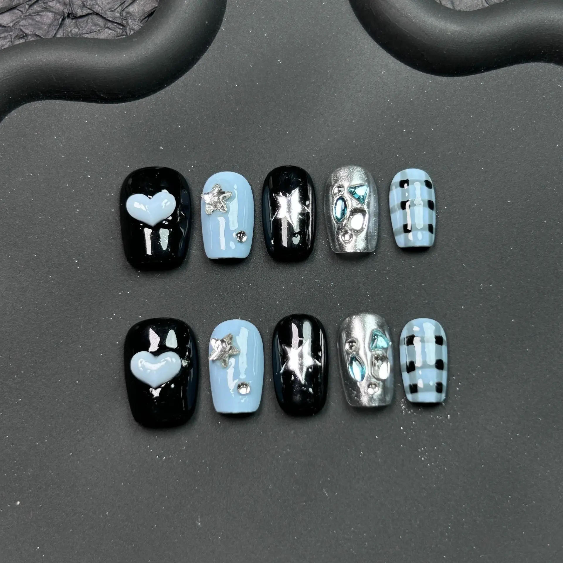 Description Picture 5 of item10Pcs Handmade Kawaii Press on Nails Short Korean Cute Star Reusable Adhesive False Nails Acrylic Nail Tips Nail Art Y2k Girls