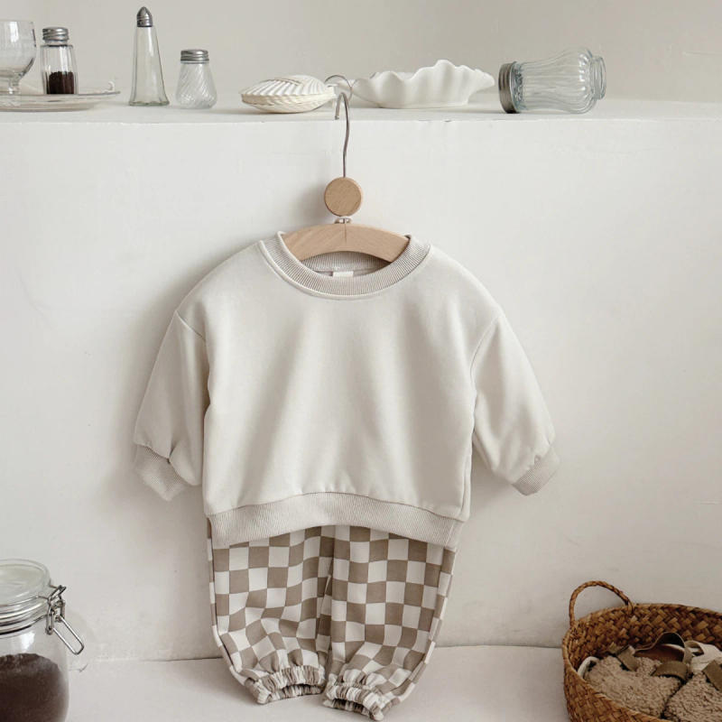 Description Picture 3 of itemAutumn Fashion Casual Outfit Solid Color Long Sleeves Chessboard Pattern Pants Korean Style Newborn Baby Boys Girls Clothes