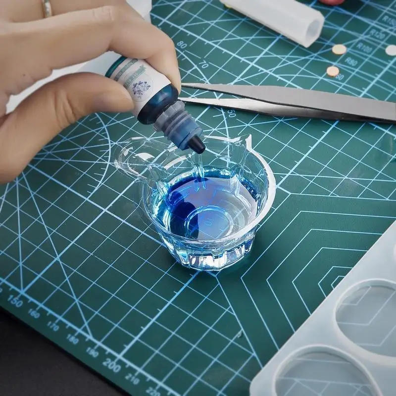 Description Picture 5 of item1:1 AB Resin Epoxy Glue High Adhesive Hardener Crystal Glue For DIY Resin Jewelry Making Accessories Gum