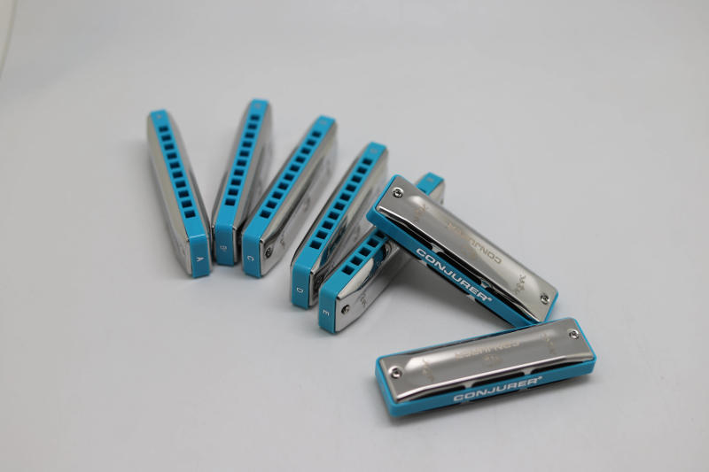 Description Picture 4 of itemConjurer blues harp 10 hole harmonica set with 7 keys for player beginner professional