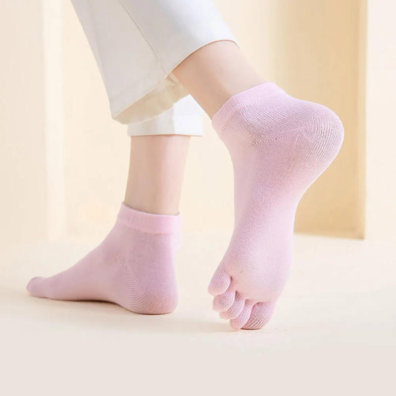 Description Picture 6 of itemSpring Summer Women's Short Five Finger Socks Candy Color Ankle Socks Sweat absorption Breathable Cotton Split Toe Socks 5 Toes