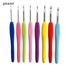 QZLKNIT 8PCS/9PCS Crochet Hook Set Plastic Handles Aluminum Knitting Needles Medium and coarse size Crochet yarn weaving tool