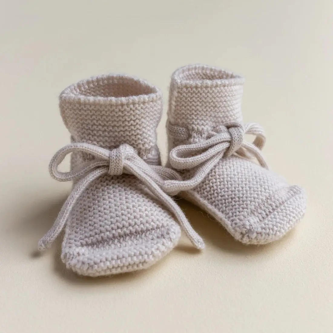 Description Picture 3 of itemCute Infant Baby Booties Autumn Winter Knit Merino Wool Warm Baby Socks