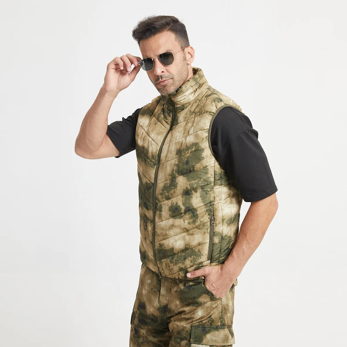 Description Picture 5 of itemAutumn Winter Heated Fishing Vest Men's Casual Sports Sleeveless Jacket Waistcoat Camouflage Tactical Outdoor Warm Hiking Vest