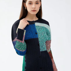 Miyake Pleated Cardigan Single Breasted Jacket Women's Dress Fall 2022 Winter New Korean Fashion Long Shirt Designer Clothing
