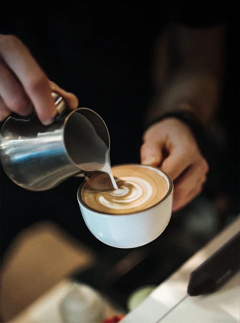 Description Picture 4 of itemNew Electric Milk Frother Handheld Egg Beater Milk Coffee Mixer Foamer Maker Kitchen Whisk Tool Stainless Steel Mini Stirrer