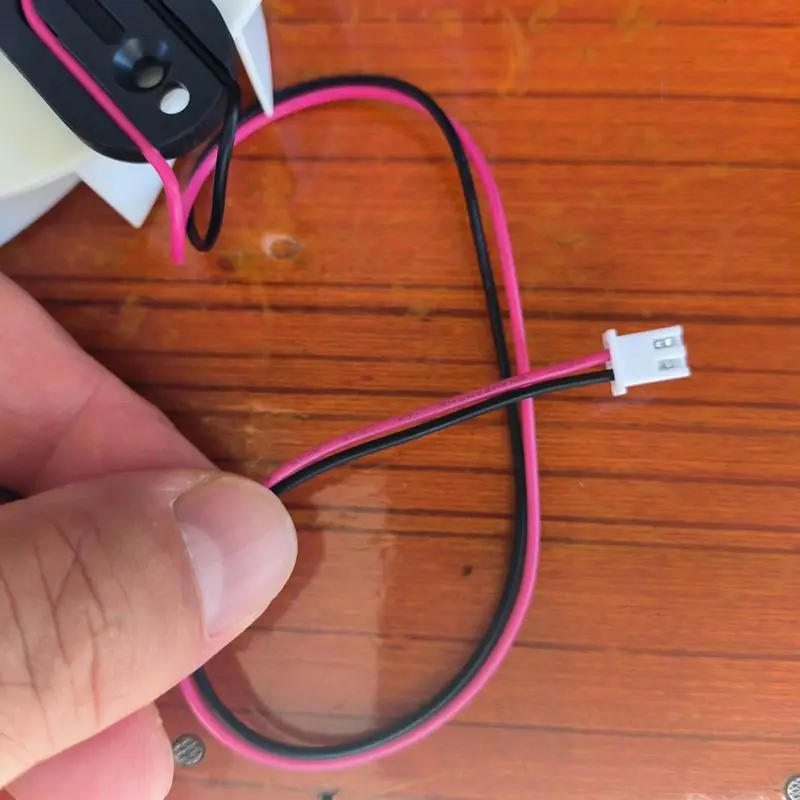 Description Picture 6 of itemApplicable Yuelun Cooler 9225 M-3051B 12VDC 0.45A 2-wire circular DC Cooling Fan parts