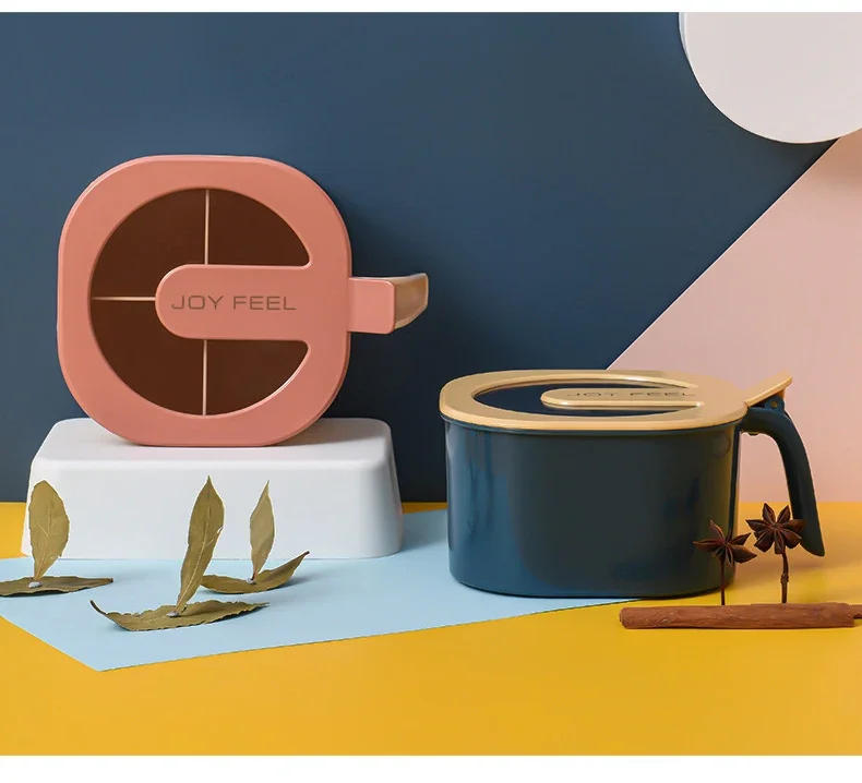 Description Picture 6 of itemPlastic Four - style Materials Seasoning Pot with A Cover, Kitchen Multi - style Materials Box with Spoon Set, Salt Pot