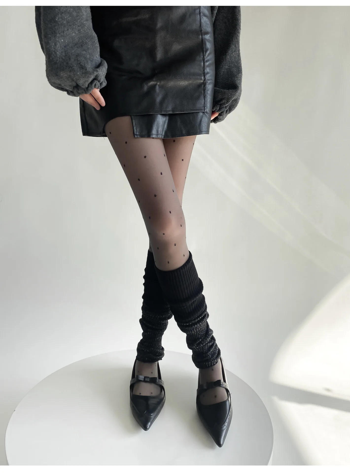 Description Picture 6 of itemWomen Leg Warmers Patchwork Silver Shiny Foot Cover Knee Socks Y2k Girls Leg Warmers Solid Color Black Gray Long Socks Stockings