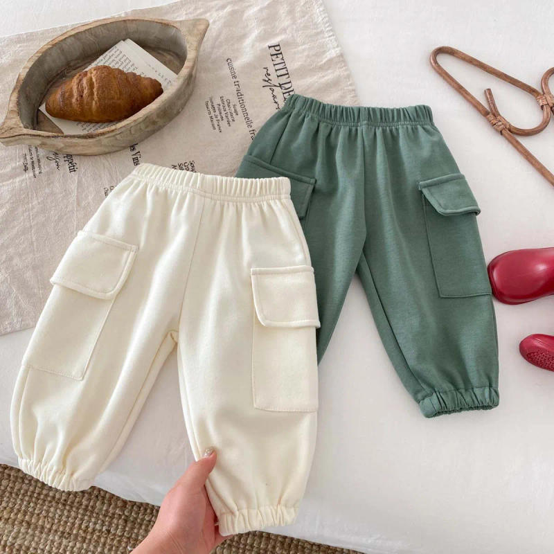 Description Picture 6 of item2024 autumn New in Kids Baby Girls Fashion Clothing Infant Toddler Solid Color Feet Bound Large Pocket Pants Toddler 3M-6Y