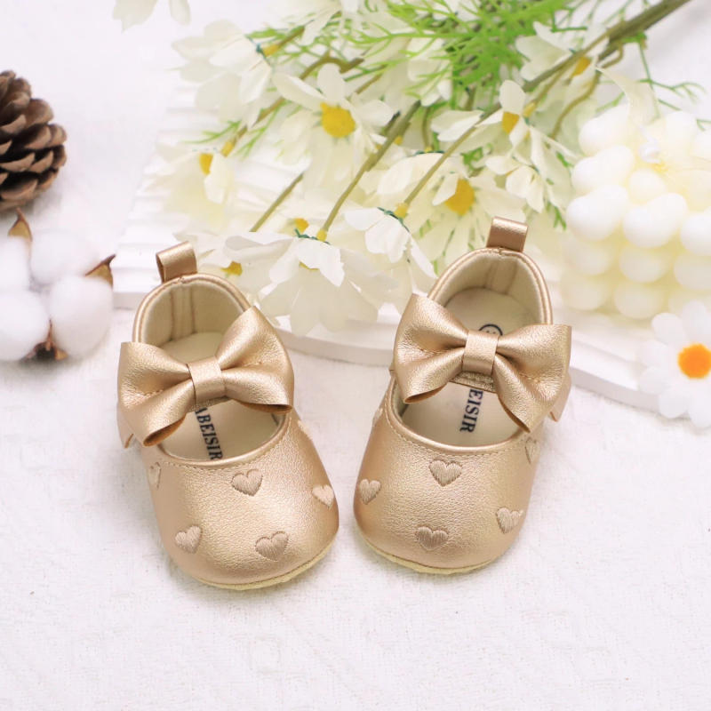 Description Picture 3 of itemBaby girl toddler shoes baby embroidery love style baby's first pair of step shoes breathable non-slip fashion