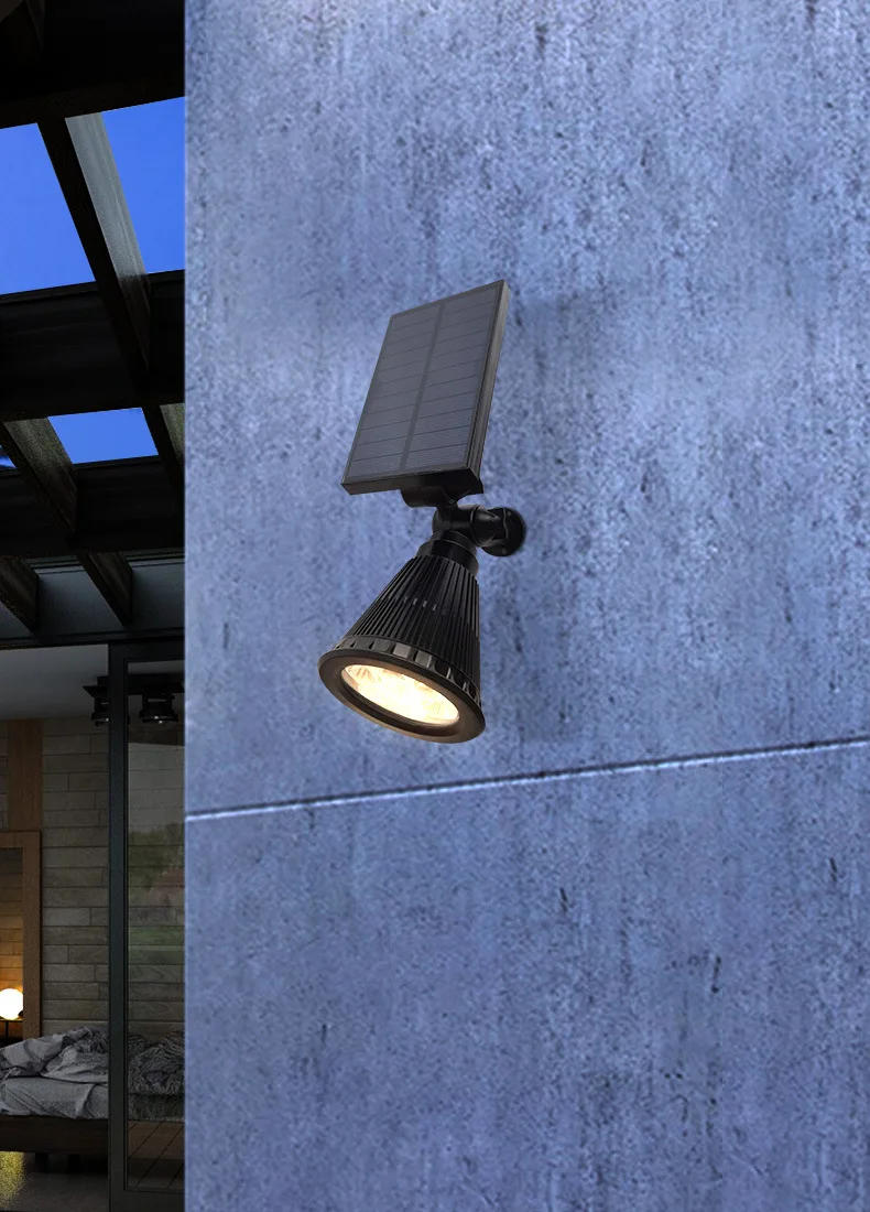 Description Picture 4 of itemOutdoor Waterproof Solar Spotlights Colorful Tree-shooting Landscape Lights Garden Rain-proof Lawn Led Ground Plug-in Lamps Hot