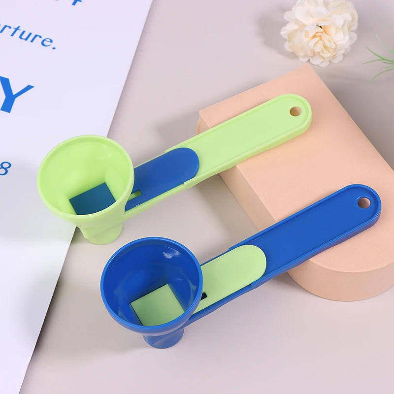 Description Picture 5 of itemCoffee Scoop Funnel Measuring Spoon With Longer Handle Powder Scoop Reusable Sliding Design Coffee Spoon Kitchen Gadgets