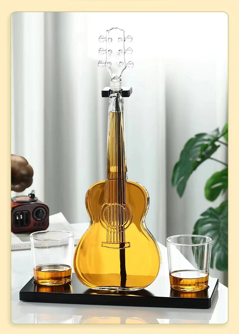 Description Picture 2 of itemHigh Boron Silicon Glass Wine Bottle Guitar Violin Decanter Red Wine Set Thickened Transparent Craft Decanter Bottle Decoration