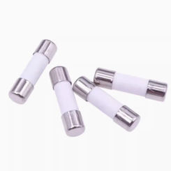 20pcs 5*20mm Fast Blow Ceramic Fuse 5x20 5*20mm 25V 0.1A 0.25A 0.5A 1A 2A 3A 4A 5A 6A 8A 10A 12A 15A 20A 25A 30A