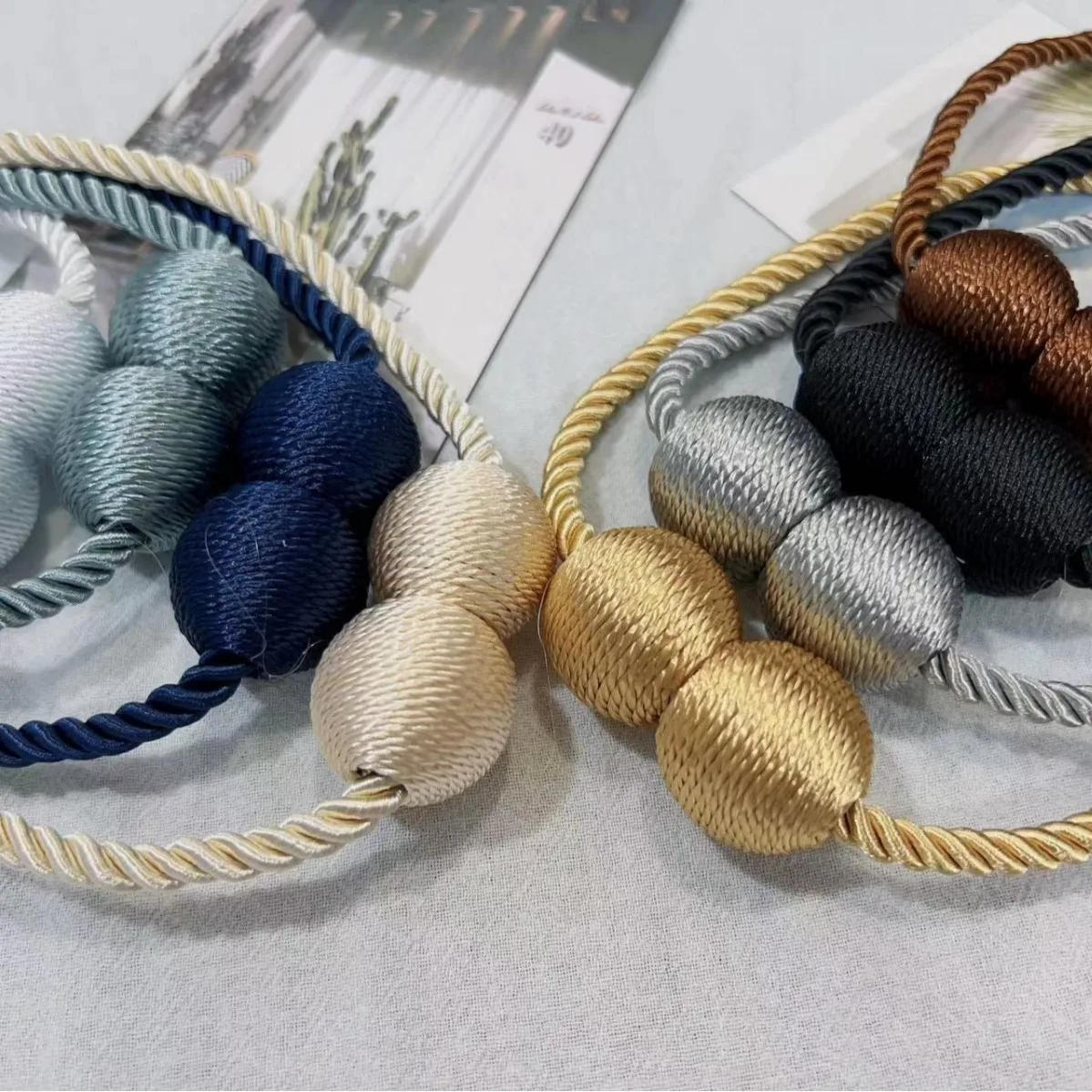 Description Picture 2 of item2PCS Magnetic Curtain Tieback Delicate Holders Tie Back Buckle Clips Hanging Ball Decor Accessories