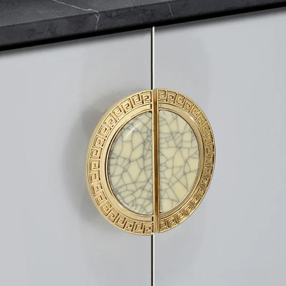 Slide 3b628c85761d4b6eab44bd32f8f58744