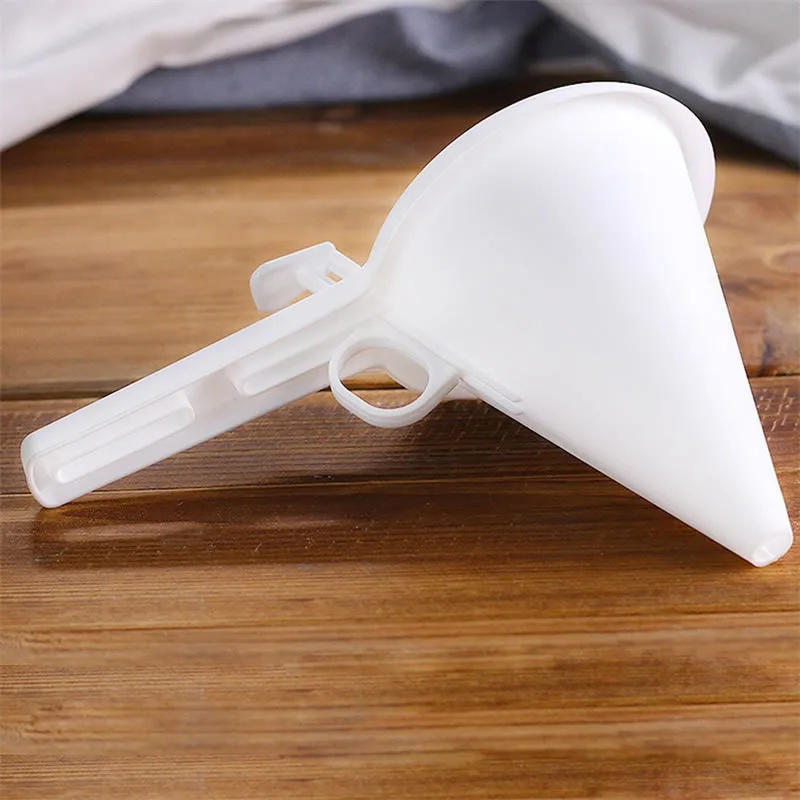 Description Picture 5 of itemAdjustable Hand-held Baking Funnel Tools Cream Batter Chocolate Liquid Dispenser Pastry Mold Cookie Cupcake Pancake Baking Tools