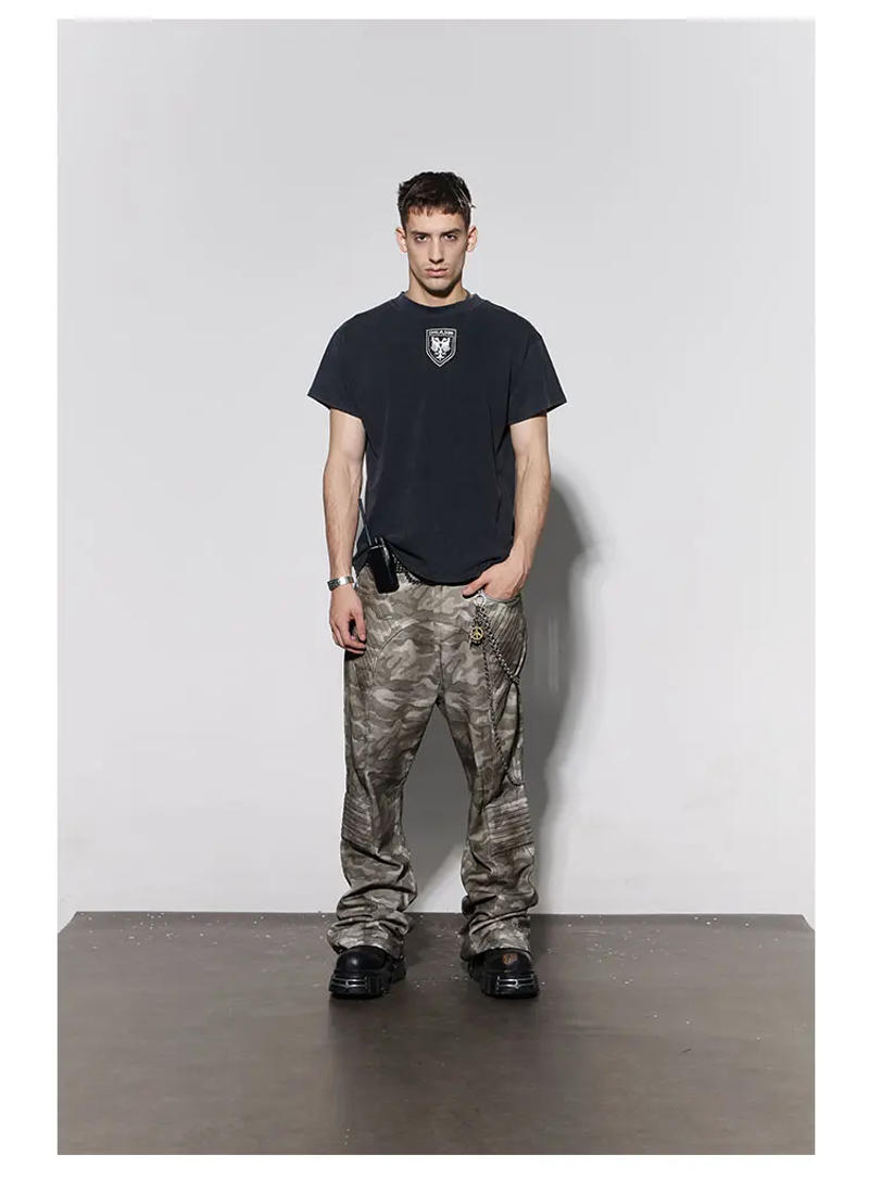 Description Picture 6 of itemWaste Soil Style Heavy Industry Washed Distressed Mud Dyeing Camouflage Cargo Pants Men Straight Micro Flared Trousers