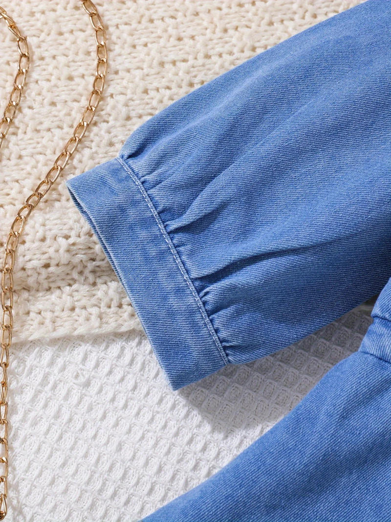 Description Picture 4 of itemSpring And Autumn Fashion Baby Girl Denim Set: Stand-Up Collar Waist-Shaped Drawstring Denim Jacket + Casual Washed Jeans