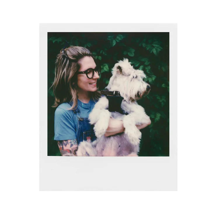 Description Picture 6 of itemNew Genuine Polaroid Originals Instant I-type Film for Poloroid Camera Onestep2VF/ Onestep Plus /Now / Now Plus