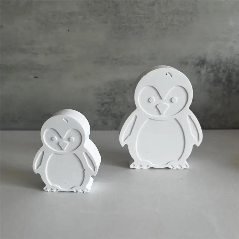 Description Picture 5 of itemCute Penguin 3D Candle Soy Wax Mould Scented Soap Handmade Silicone Mold Plaster Resin Clay Diy Craft Home Decoration