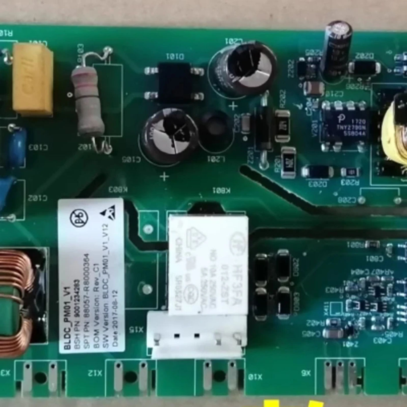 Slide 5130b86243b849b2ab01fa92c87ca8c9