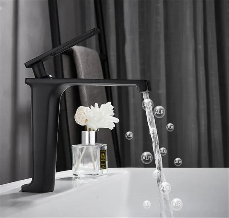 Description Picture 6 of itemBlack Basin Faucet Gold Bathroom Mixer Tap Wash basin Lavotory Hot and Cold Waterfall