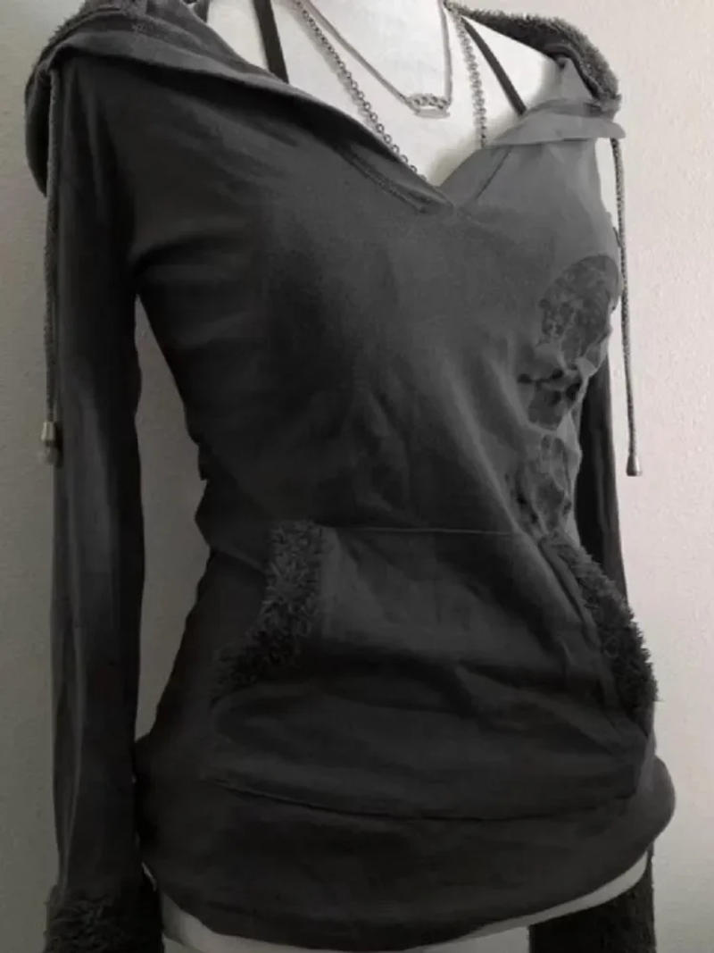 Description Picture 5 of itemAmerican casual gothic retro fashion trend women sportswear hip-hop slim fashion street pullover hooded sweatshirt goth