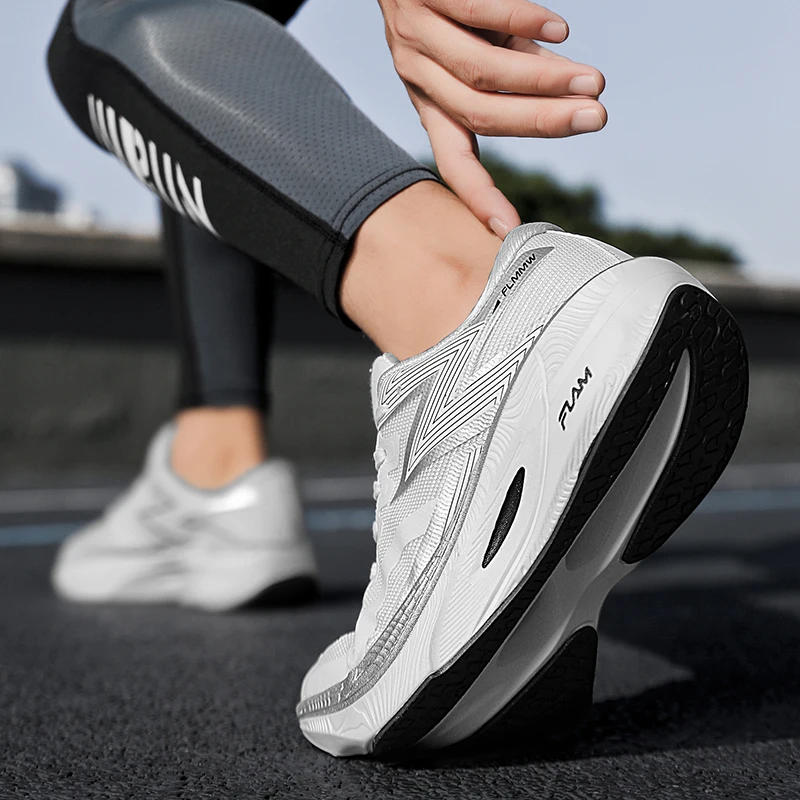 Description Picture 5 of itemRunning Shoes Men Women Flat Mesh Breathable Lightweight Outdoor Sports Jogging Shoes Comfortbale Lace-up Tennis Shoes for Men